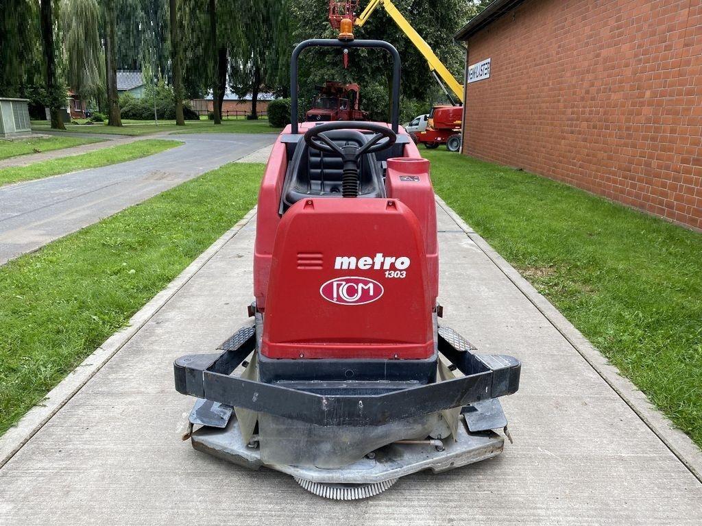 Spazzatrice industriale Metro 1303 N Sweeper Metro 1303 N Sweeper- Photo 4