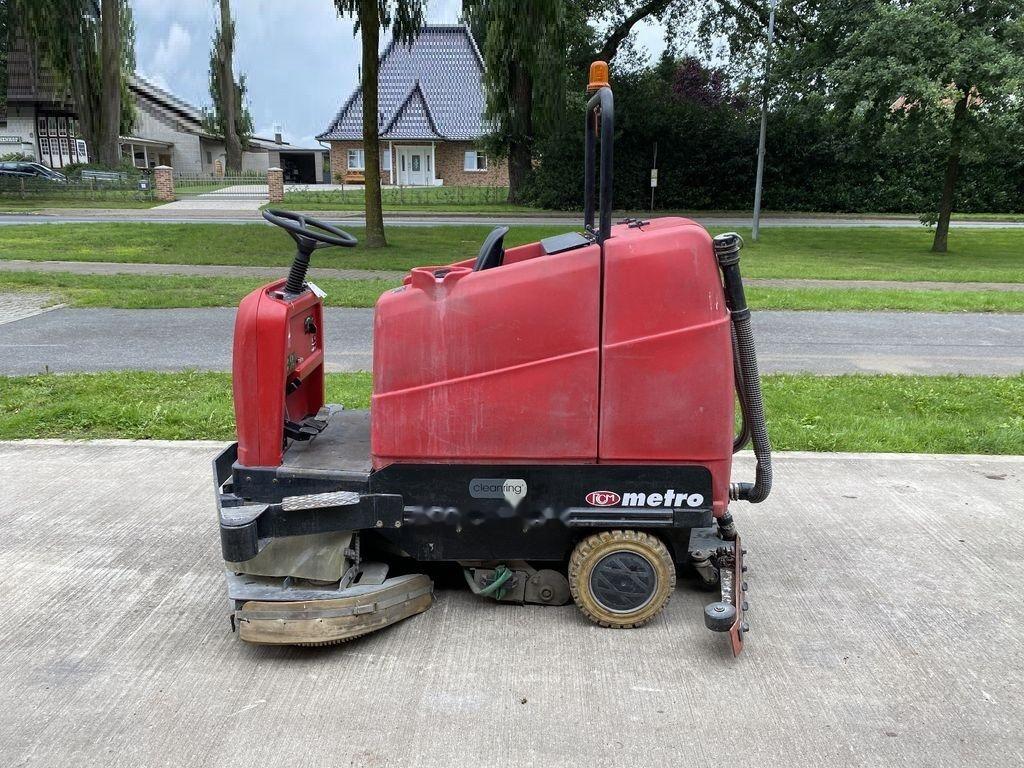 Spazzatrice industriale Metro 1303 N Sweeper Metro 1303 N Sweeper- Photo 7