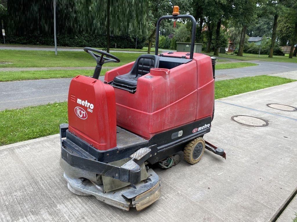 Spazzatrice industriale Metro 1303 N Sweeper Metro 1303 N Sweeper- Photo 6