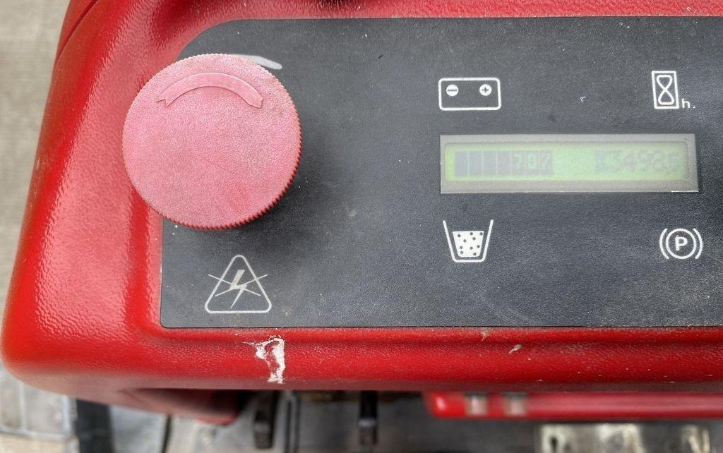 Spazzatrice industriale Metro 1303 N Sweeper Metro 1303 N Sweeper- Photo 10