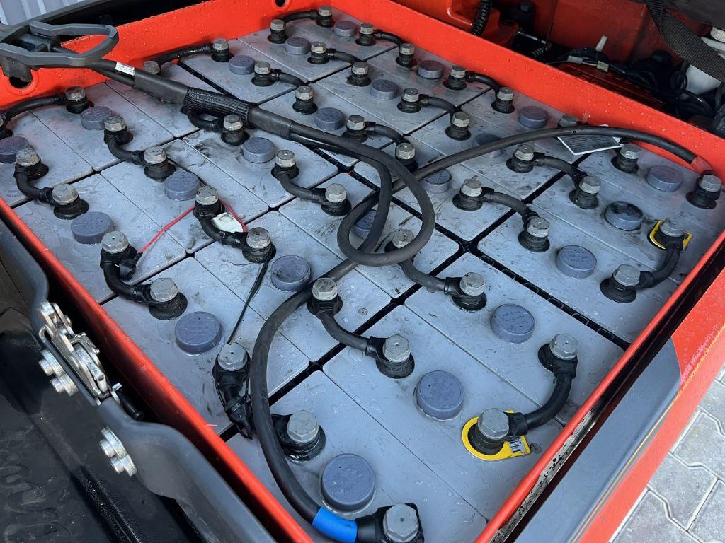 Wózek widłowy elektryczny Linde E20PL-02 Linde E20PL-02- Photo 9