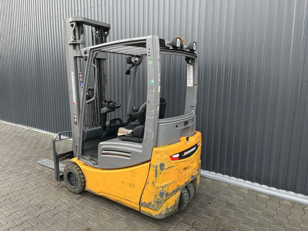 Carrello elevatore elettrico Jungheinrich EFG218k Jungheinrich EFG218k- Photo 3
