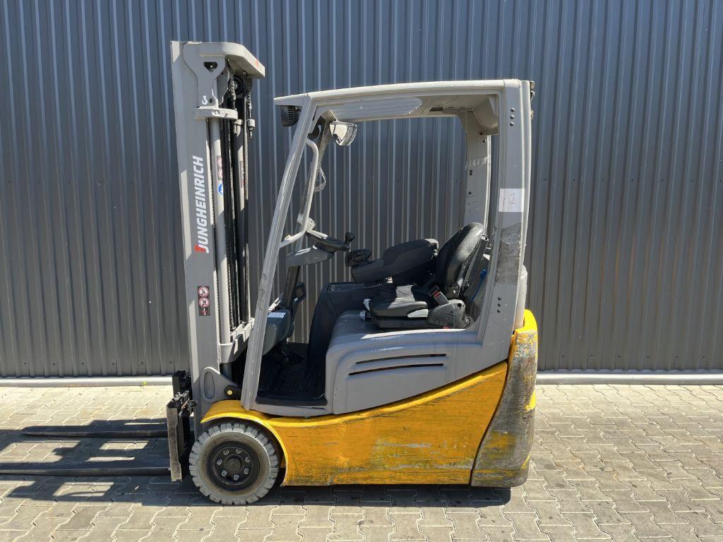 Carrello elevatore elettrico Jungheinrich EFG216k Jungheinrich EFG216k- Photo 2