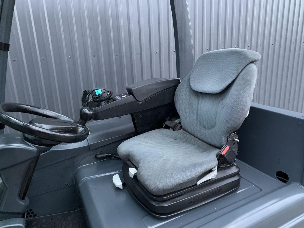 Carrello elevatore elettrico Jungheinrich EFG425k Jungheinrich EFG425k- Photo 6