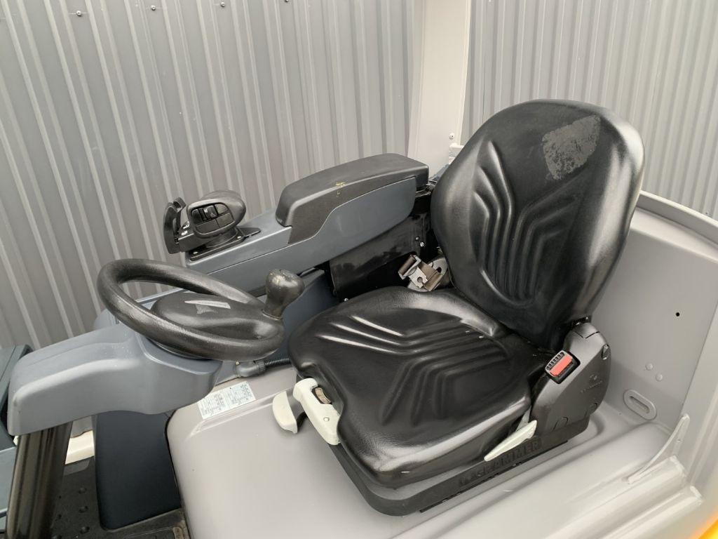 Carrello elevatore elettrico Jungheinrich EFG216k Jungheinrich EFG216k- Photo 7