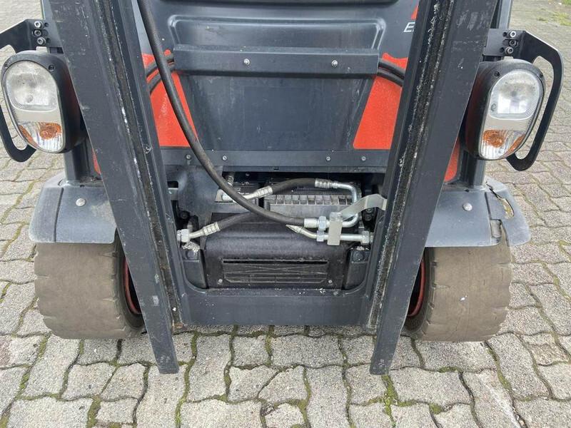 Carrello elevatore elettrico E20PH E20PH- Photo 6