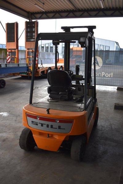 Carrello elevatore elettrico R20-20p R20-20p- Photo 6