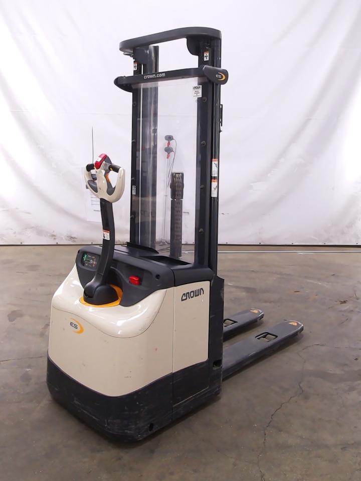 Stoccatore Crown ES40001.6TF Crown ES40001.6TF- Photo 2