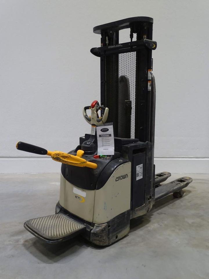 Stoccatore Crown ETI40001.6TT Crown ETI40001.6TT- Photo 2